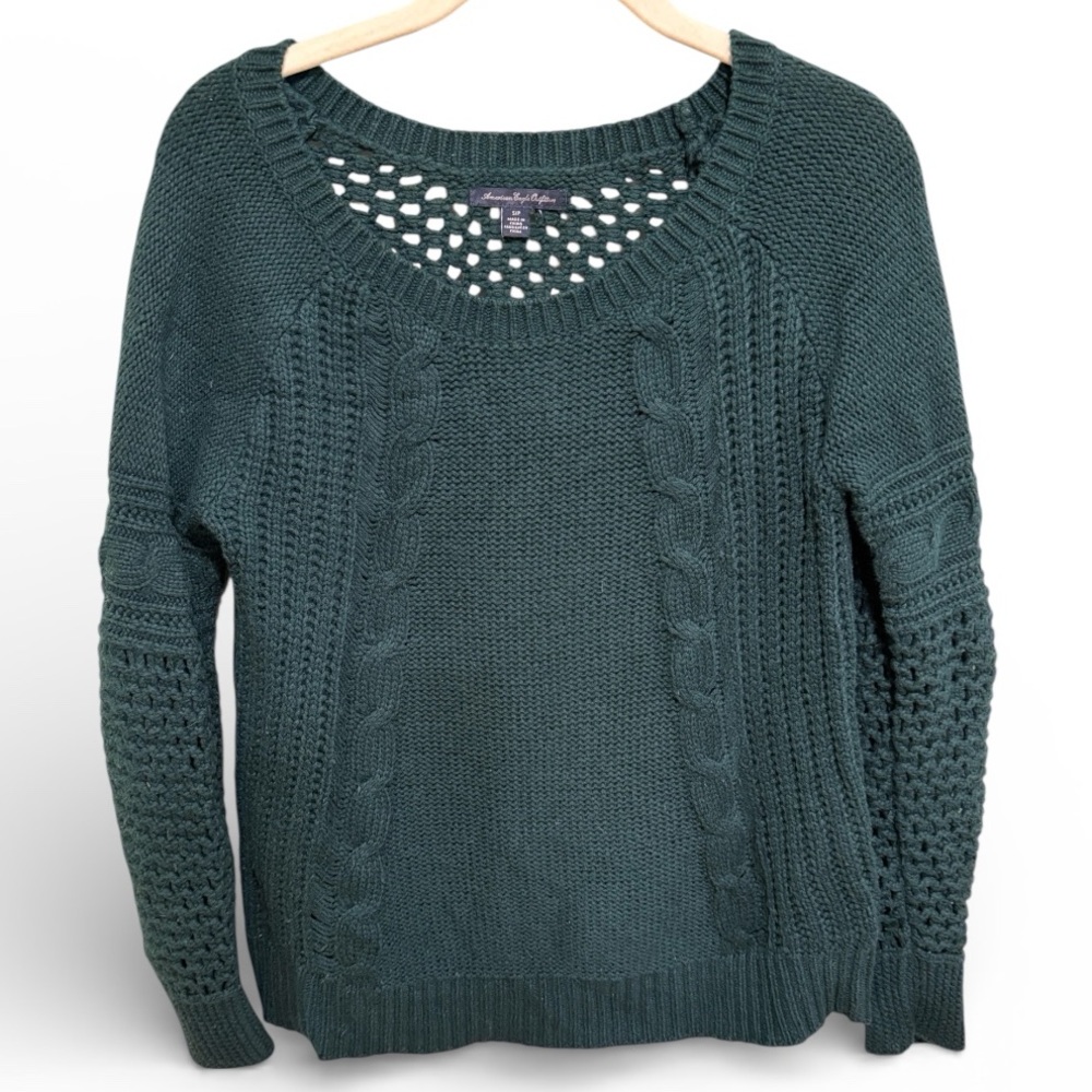 American Eagle Forest Green Cable Knit Sweater Cotton Wool Blend Cozy Fall S/P